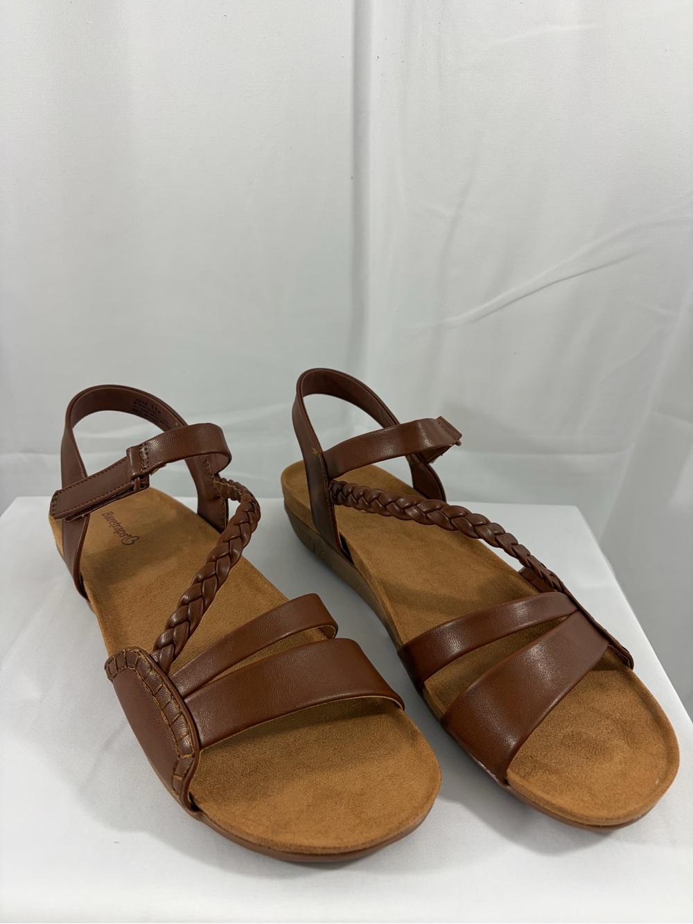 NWT Baretraps Women's Size 11 Brown Braided Strap Comfort Sandals